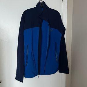 Men’s Marmot softshell jacket. Size M